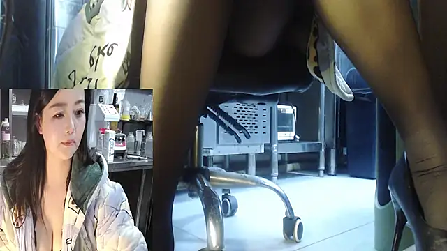 Eileen-L online show from 26, 11, 2025