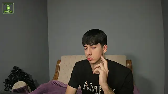 Snapshot of Quentin_Blake chatting on 18, 10, 2025 Quentin Blake online show from 18, 10, 2025