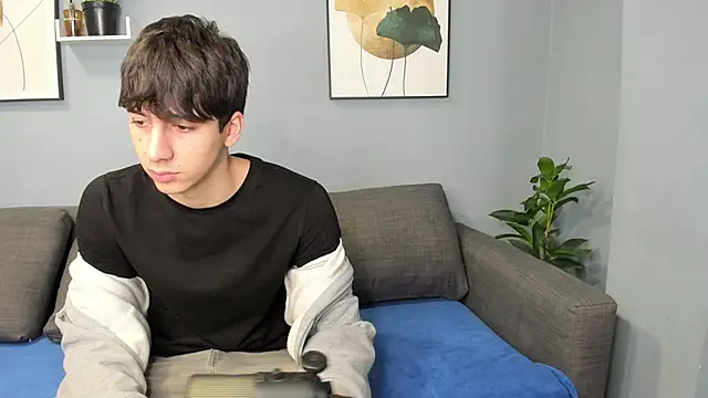 Snapshot of Quentin_Blake chatting on 22, 11, 2025 Quentin Blake online show from 22, 11, 2025