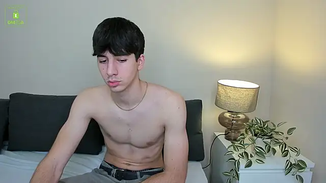 Snapshot of Quentin_Blake chatting on 11, 11, 2025 Quentin Blake online show from 11, 11, 2025