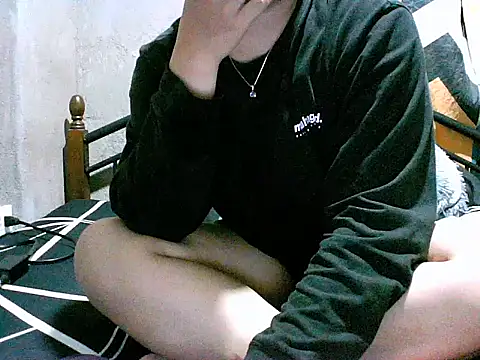 alhex gay26 online show from 12, 4, 2026