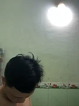 Snapshot of hotboy2x chatting on 20, 5, 2026 hotboy2x online show from 20, 5, 2026