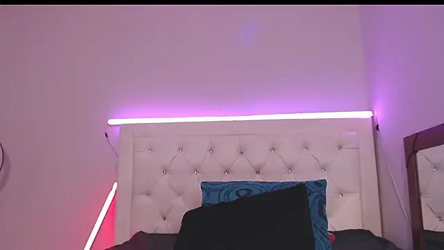 yhazan blake88 online show from 3, 4, 2026