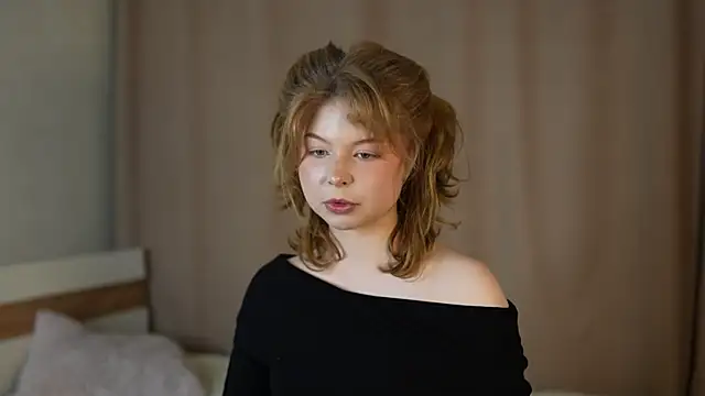 Stella Vanila online show from 12, 9, 2025