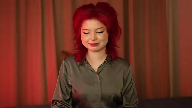 Stella Vanila online show from 6, 11, 2025