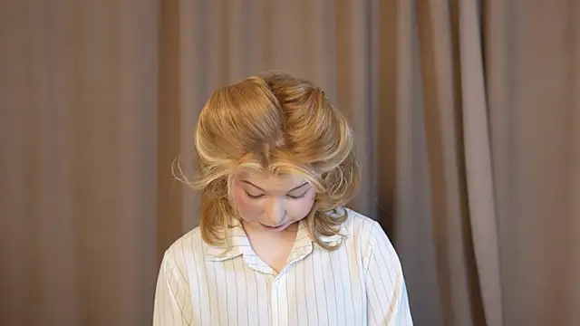 Stella Vanila online show from 8, 10, 2025