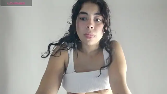 lily robertss  online show from 16, 4, 2026