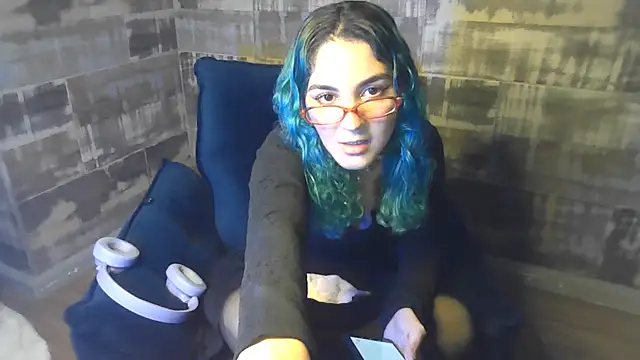 Snapshot of peetitefairy chatting on 4, 7, 2026 peetitefairy online show from 4, 7, 2026