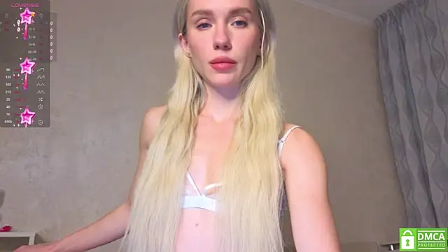 KittenFang online show from 11, 11, 2025