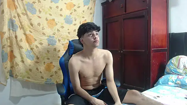 alice julls online show from 7, 6, 2026