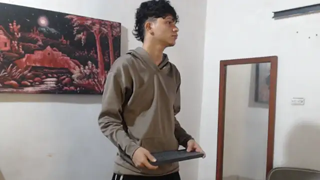 alice julls online show from 24, 10, 2025