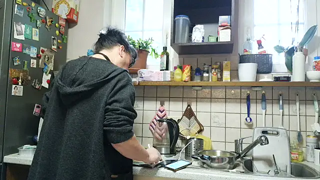 honey47 online show from 11, 10, 2025