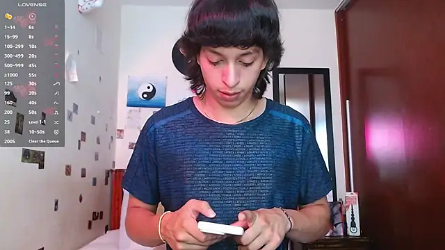 DannyPhantom555 online show from 22, 10, 2025