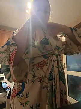 Missmissymee online show from 4, 10, 2025