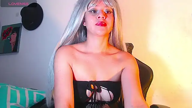 Dirtyhoneymoon online show from 21, 7, 2026
