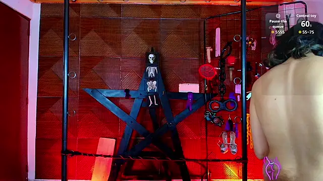 Misstresss aurora bdsm online show from 22, 4, 2026