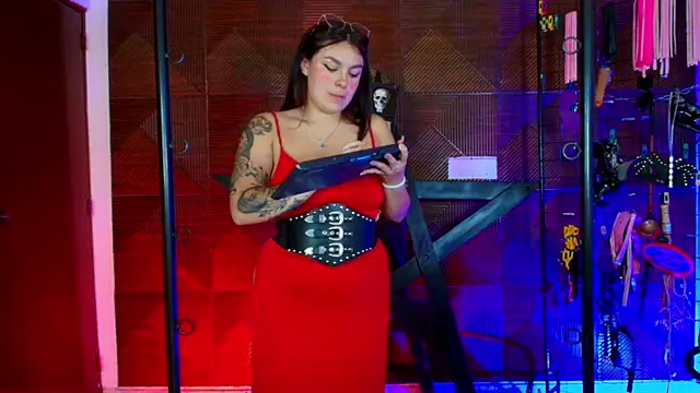 Snapshot of Misstresss_aurora_bdsm chatting on 4, 7, 2026 Misstresss aurora bdsm online show from 4, 7, 2026