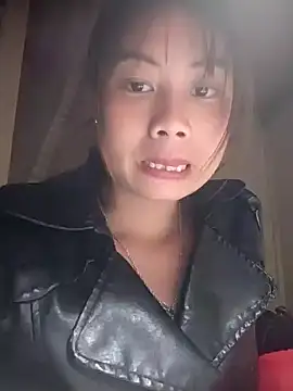 Dung-Thao19 online show from 5, 11, 2025