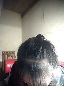 Dung-Thao19 online show from 4, 11, 2025