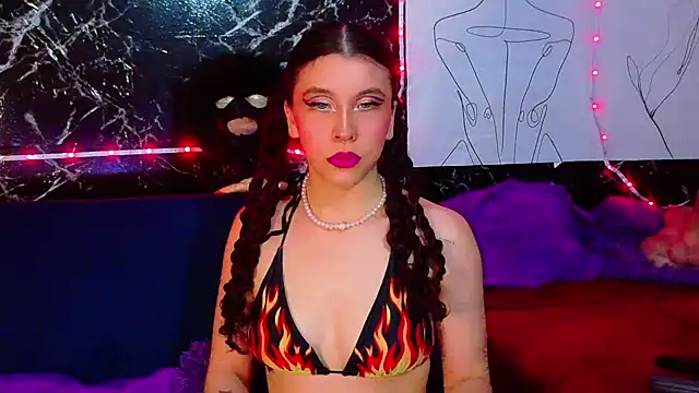 Snapshot of CristalRose chatting on 3, 6, 2026 CristalRose online show from 3, 6, 2026