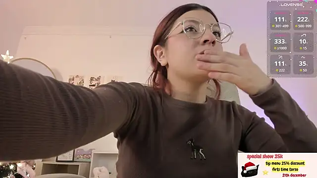 emily uwu0 online show from 16, 12, 2025