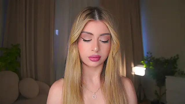 GeorginaHarn online show from 19, 4, 2026