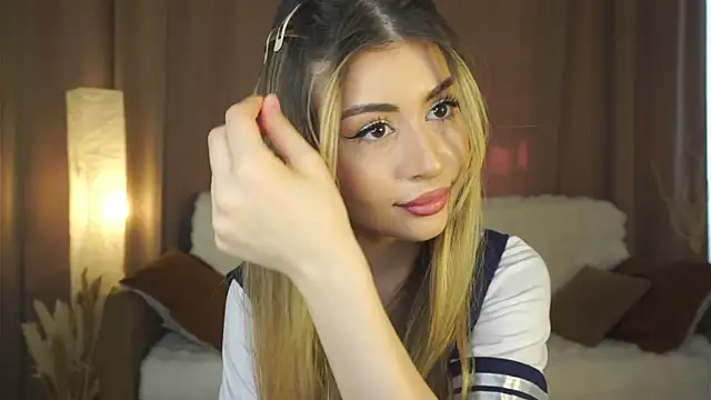 Snapshot of GeorginaHarn chatting on 16, 7, 2026 GeorginaHarn online show from 16, 7, 2026