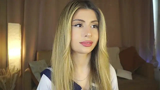 Snapshot of GeorginaHarn chatting on 4, 6, 2026 GeorginaHarn online show from 4, 6, 2026