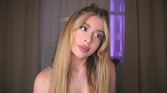 GeorginaHarn online show from 10, 4, 2026