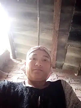 Love-Mama33 online show from 2, 11, 2025