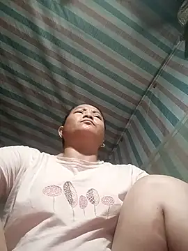 Love-Mama33 online show from 27, 10, 2025