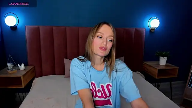 EvelynPoole online show from 18, 9, 2025