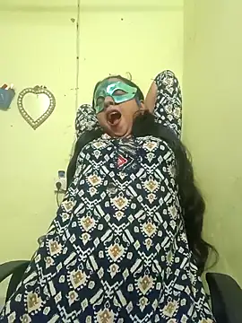 Snapshot of baurisilpi chatting on 3, 11, 2025 baurisilpi online show from 3, 11, 2025