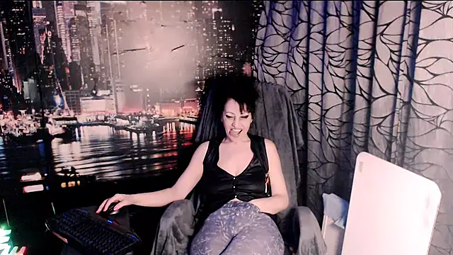 AMOURSWEET2025 online show from 1, 3, 2026