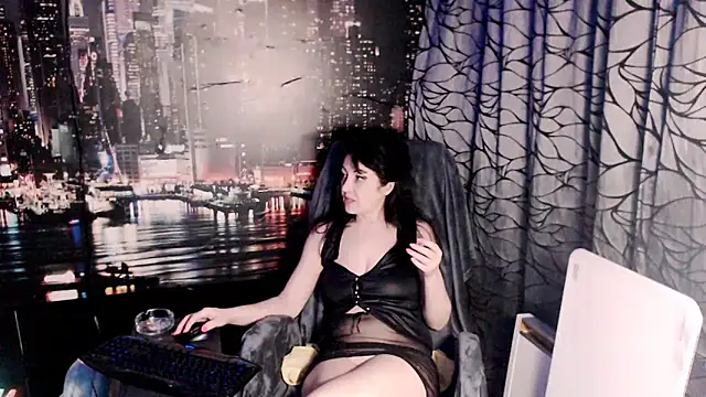 AMOURSWEET2025 online show from 5, 2, 2026