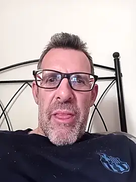 gigolobcn online show from 17, 4, 2026