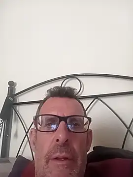 gigolobcn online show from 15, 4, 2026