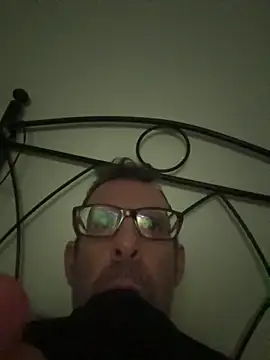 gigolobcn online show from 5, 2, 2026