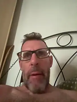 gigolobcn online show from 8, 9, 2025