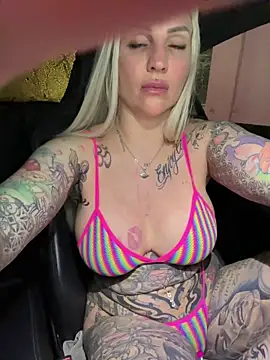 CoraDiamond online show from 15, 2, 2026