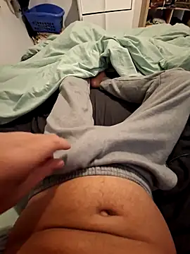 Snapshot of Yoaannn chatting on 15, 9, 2025 Yoaannn online show from 15, 9, 2025