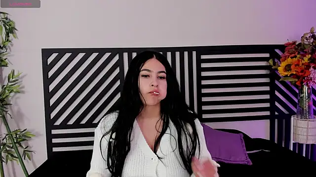 Emma  clark  online show from 5, 10, 2025