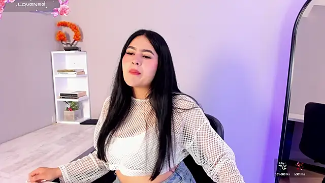 Emma  clark  online show from 3, 10, 2025