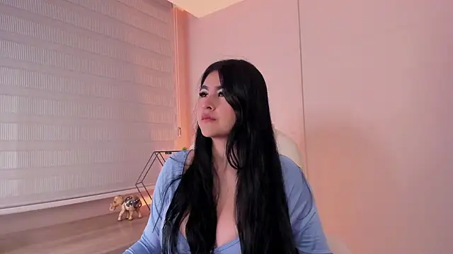 Emma  clark  online show from 2, 3, 2026