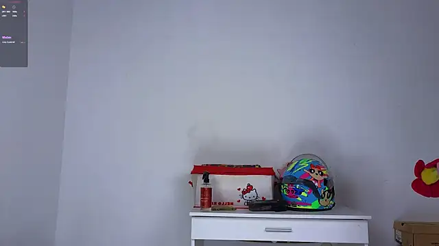 Snapshot of colette_e chatting on 10, 9, 2025 colette e online show from 10, 9, 2025