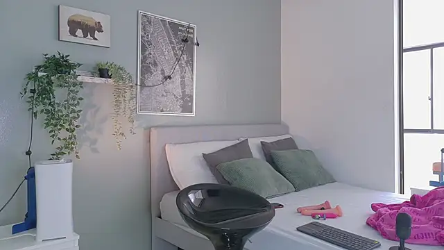 Nickifox   online show from 14, 11, 2025