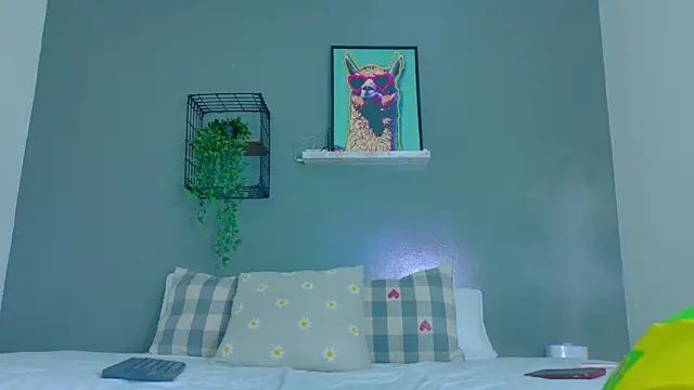 Nickifox   online show from 17, 11, 2025