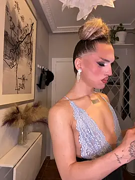 lacattiva online show from 8, 10, 2025