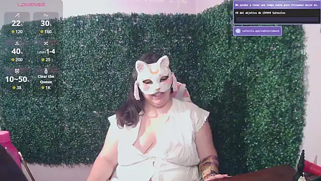 SophieSimmons  online show from 5, 10, 2025