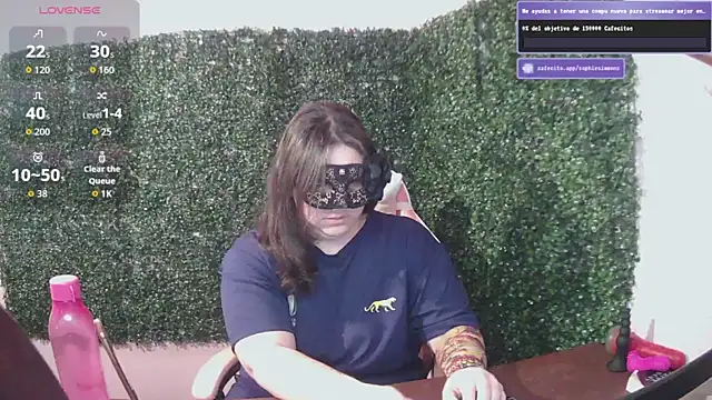 SophieSimmons  online show from 28, 9, 2025